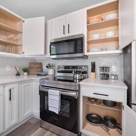 New Modern Bungalow Close To Downtown! Fully Fenced Yard سانت أوغيستين المظهر الخارجي الصورة