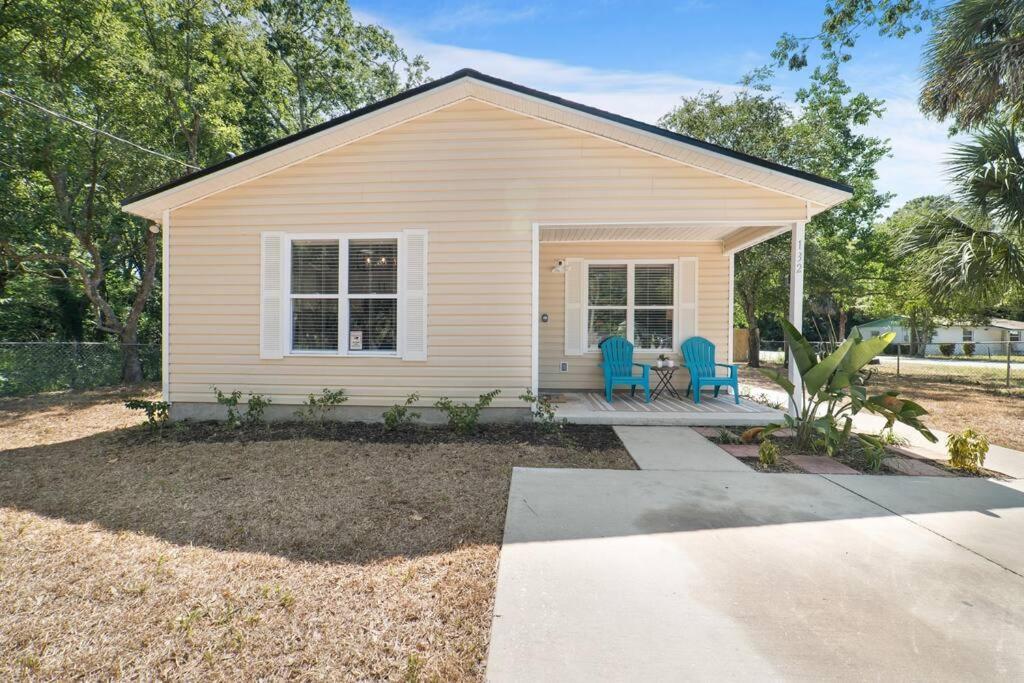 New Modern Bungalow Close To Downtown! Fully Fenced Yard سانت أوغيستين المظهر الخارجي الصورة
